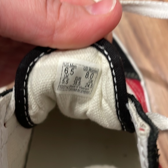 Vans - Picture 4 of 4